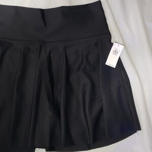 Old Navy Black Skater Skirt/skort with Wide Waistband Youth xxl Size 18
